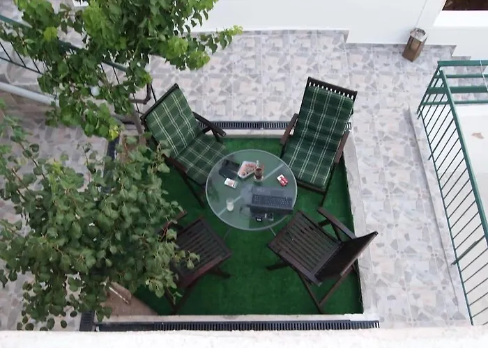Big Oasis Near The Center Of