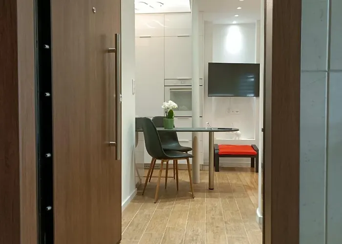 Minimal Home Sweet Home